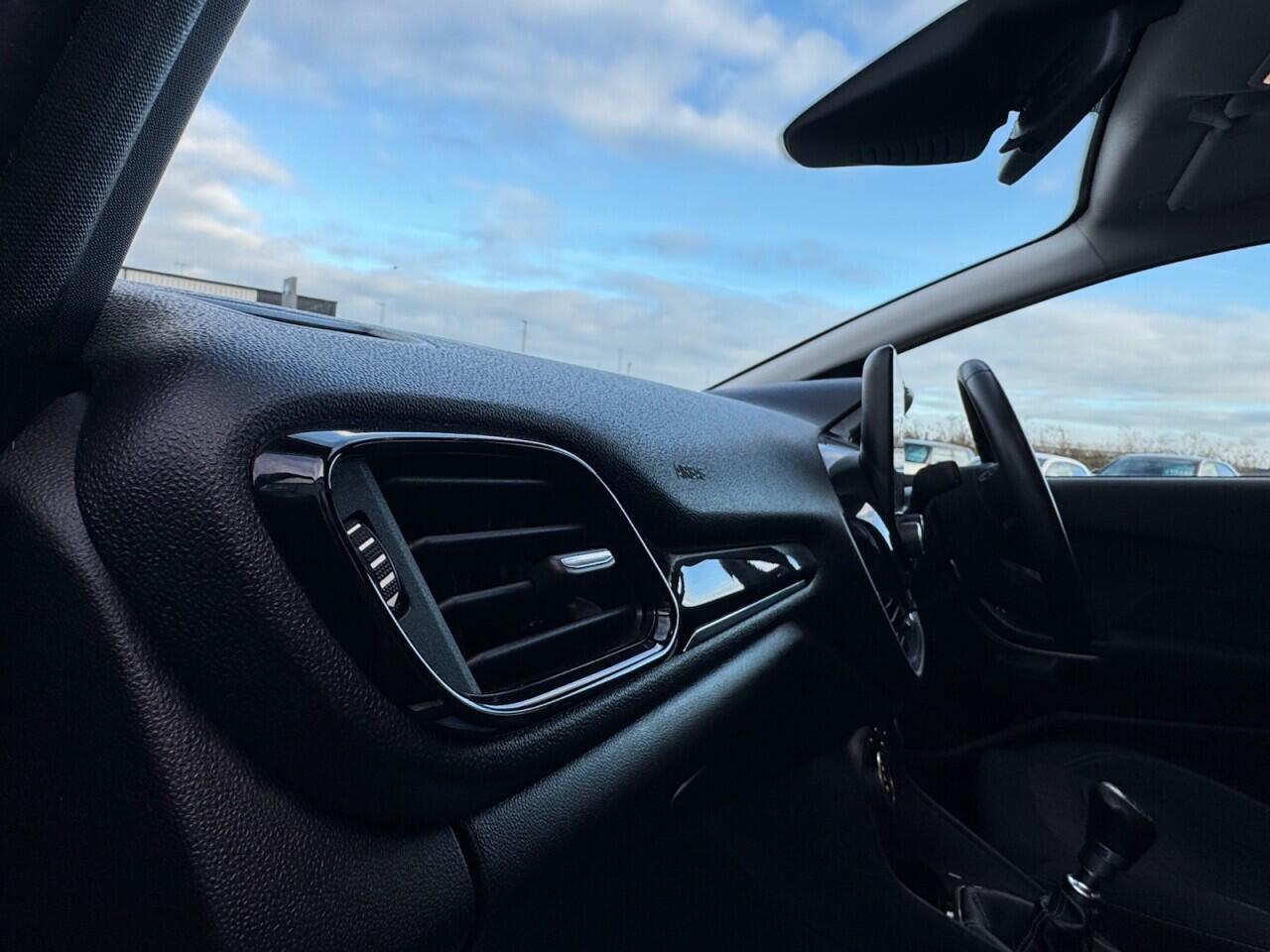 Used Ford Fiesta 2018 for sale - 76866323: Photo 47