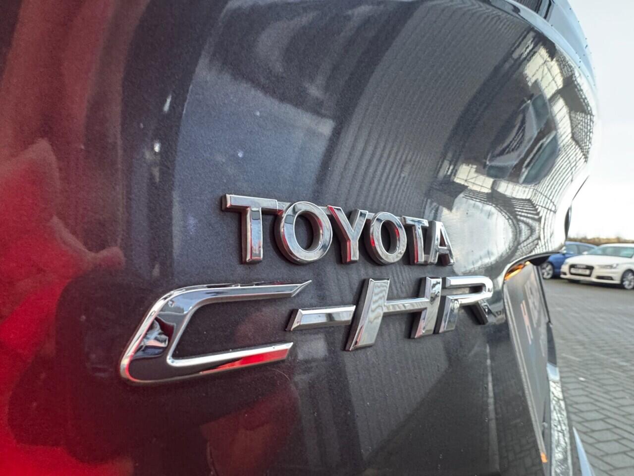 Used Toyota C-HR 2022 for sale - 77612603: Photo 30