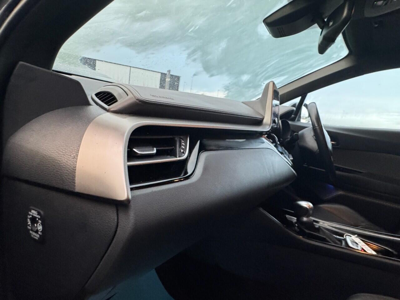 Used Toyota C-HR 2022 for sale - 77612603: Photo 34