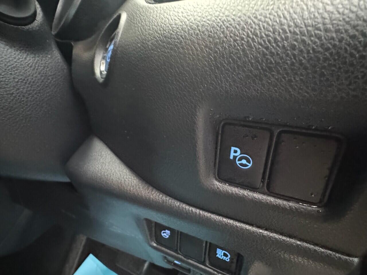 Used Toyota C-HR 2022 for sale - 77612603: Photo 43