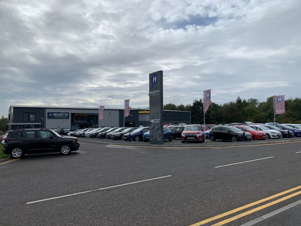 Used Renault Clio 2019 for sale - 76558824: Photo 18