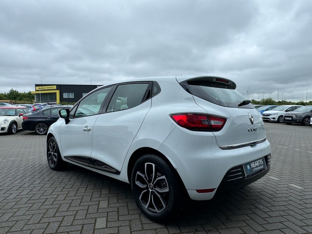 Used Renault Clio 2019 for sale - 76558824: Photo 31