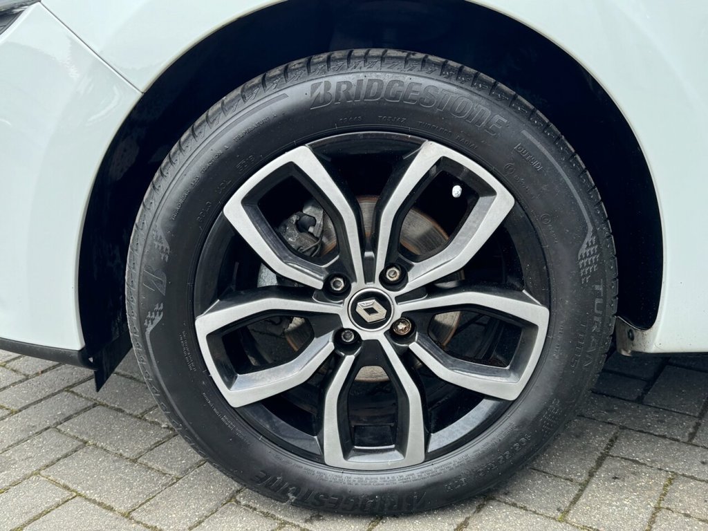 Used Renault Clio 2019 for sale - 76558824: Photo 34