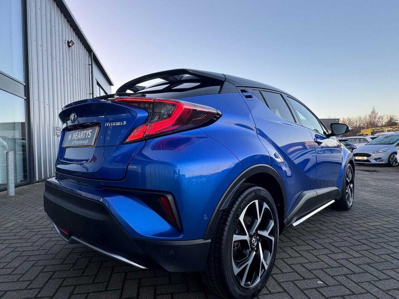 Used Toyota C-HR 2018 for sale - 76993520: Photo 24