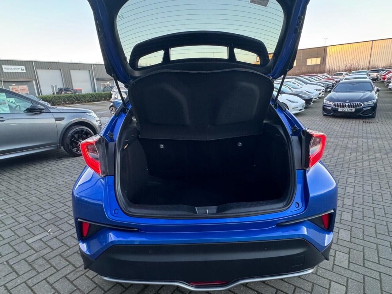 Used Toyota C-HR 2018 for sale - 76993520: Photo 32