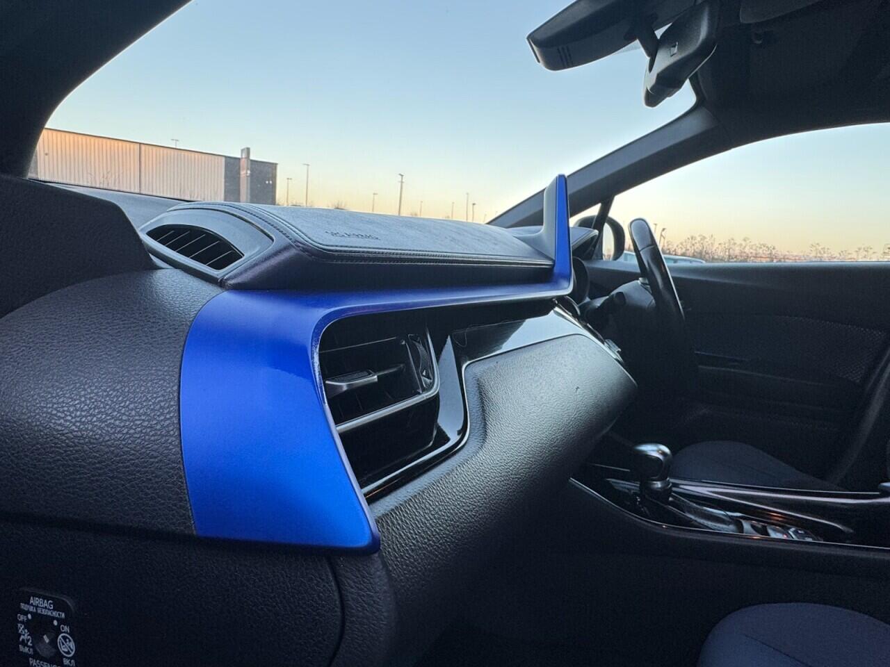 Used Toyota C-HR 2018 for sale - 76993520: Photo 47