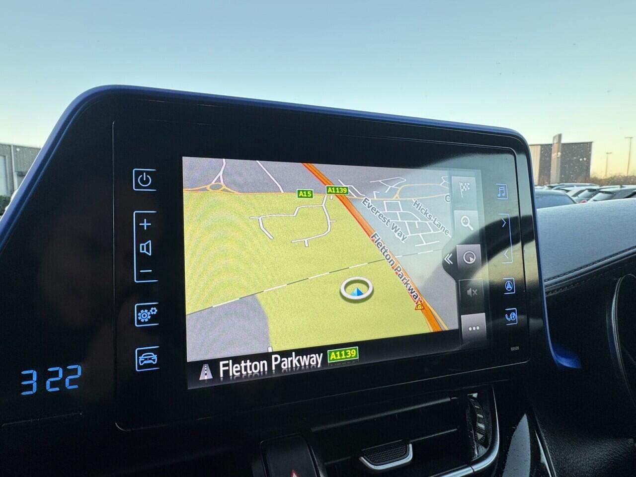 Used Toyota C-HR 2018 for sale - 76993520: Photo 52