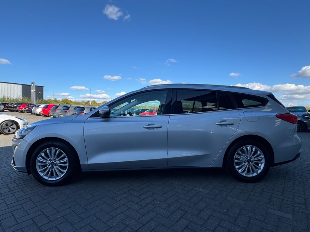 Used Ford Focus 2020 for sale - 76558546: Photo 16