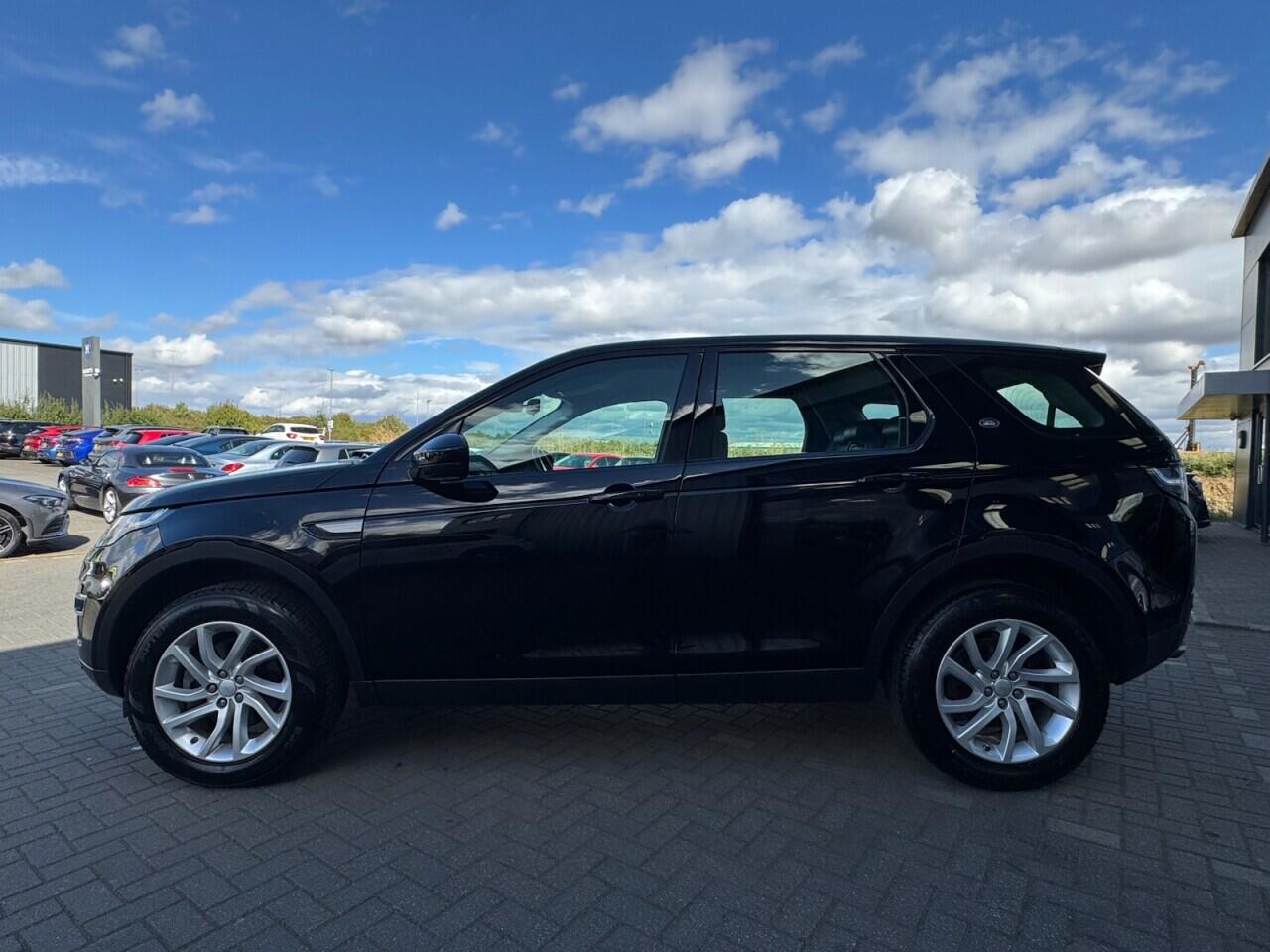 Used Land Rover Discovery Sport 2018 for sale - 77015600: Photo 10