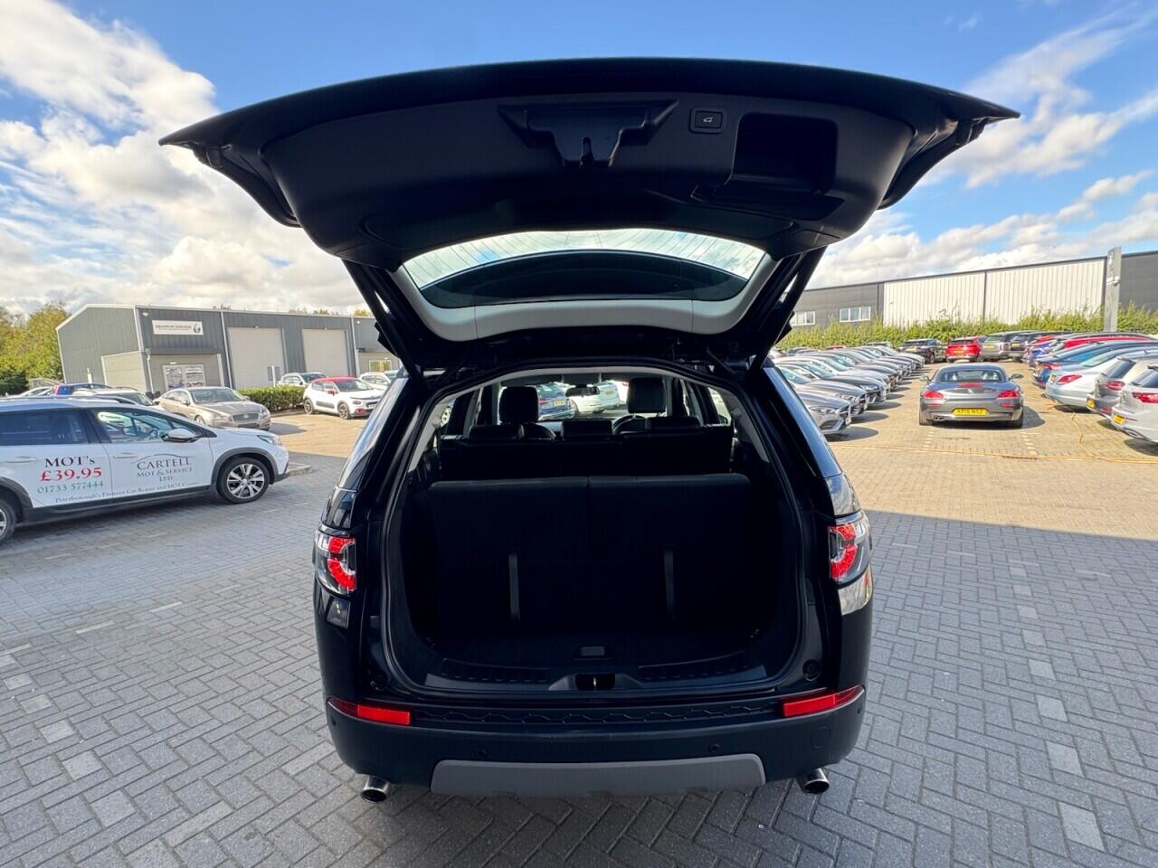 Used Land Rover Discovery Sport 2018 for sale - 77015600: Photo 34