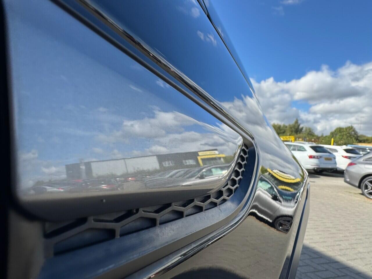 Used Land Rover Discovery Sport 2018 for sale - 77015600: Photo 38