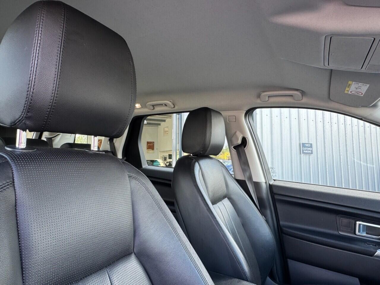 Used Land Rover Discovery Sport 2018 for sale - 77015600: Photo 45