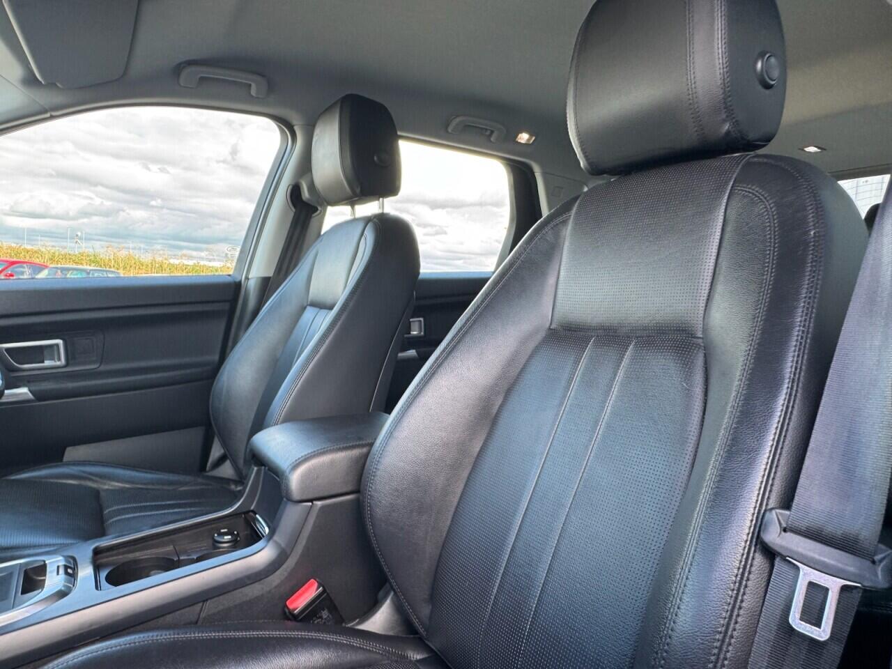 Used Land Rover Discovery Sport 2018 for sale - 77015600: Photo 51