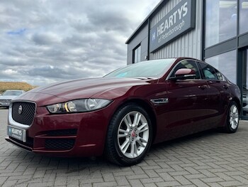 Used Jaguar XE 2015 for sale - 76558874: Photo
