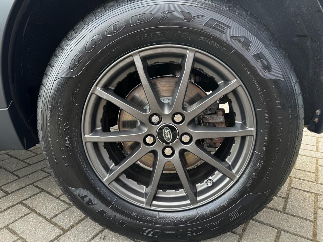 Used Land Rover Discovery Sport for sale - 76700729: Photo 28