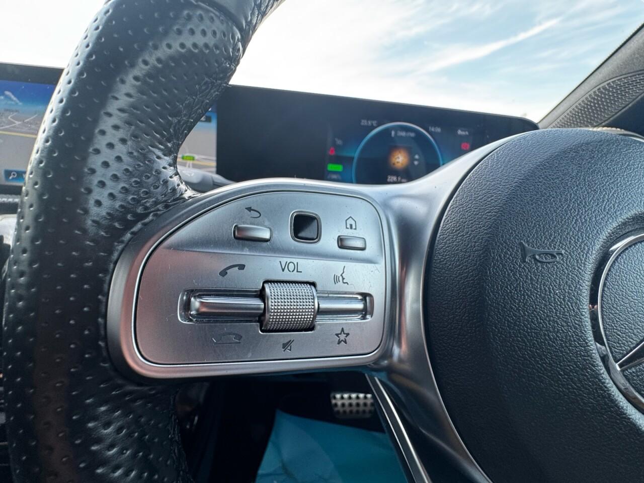 Used Mercedes-Benz A-Class for sale - 76702328: Photo 61