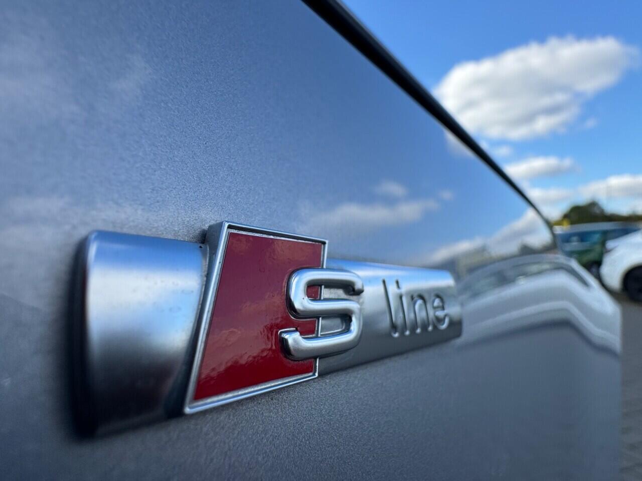 Used Audi A4 2017 for sale - 76997872: Photo 29