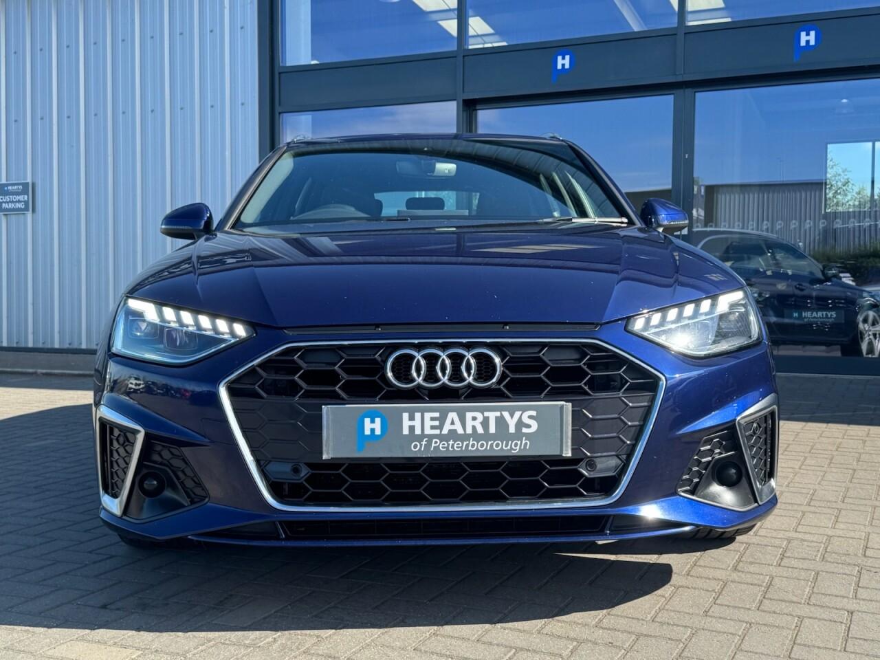 Used Audi A4 2020 for sale - 76702163: Photo 2