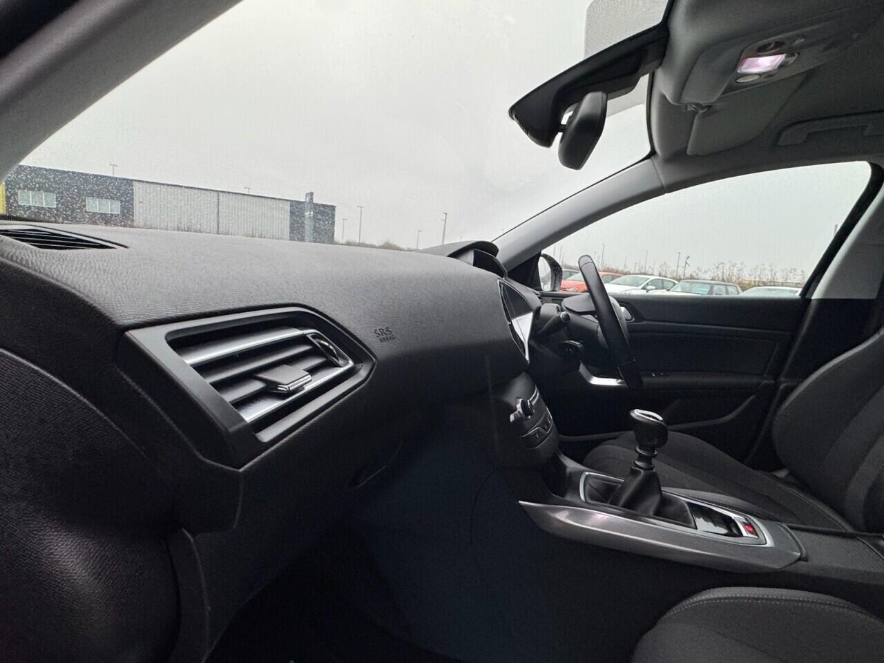 Used Peugeot 308 2021 for sale - 77345108: Photo 29