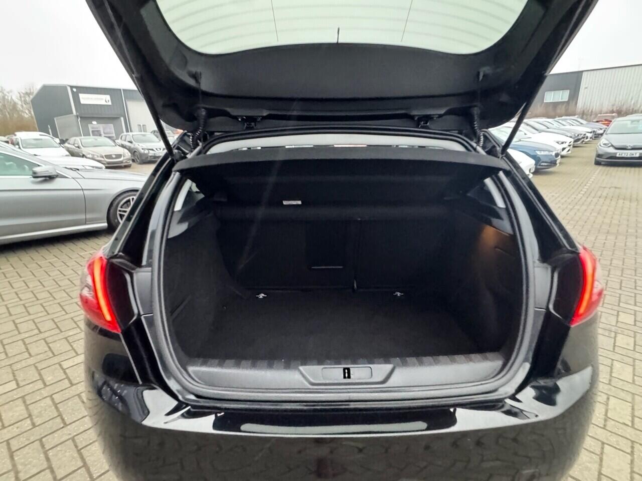 Used Peugeot 308 2021 for sale - 77345108: Photo 36