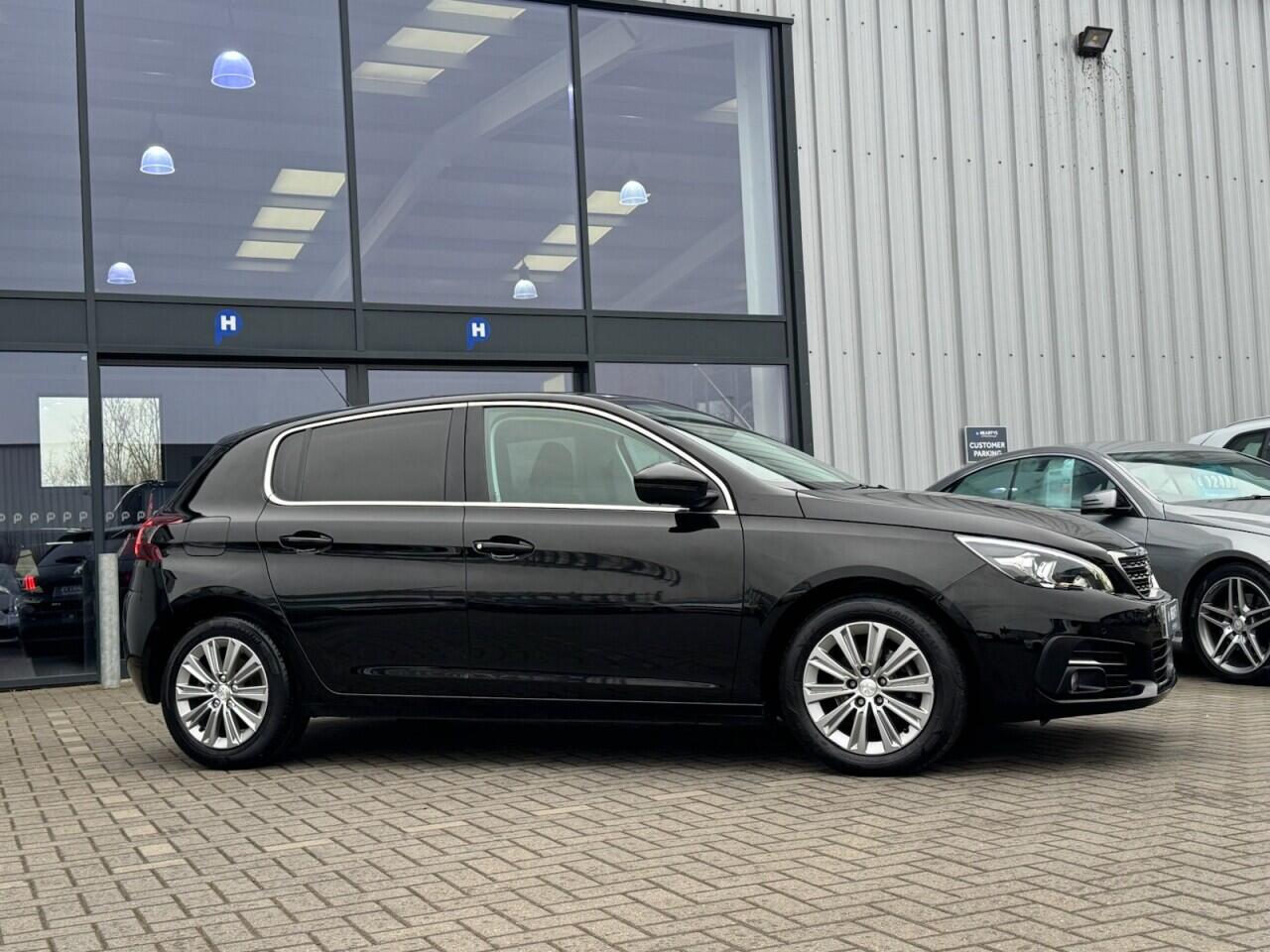 Used Peugeot 308 2021 for sale - 77345108: Photo 43