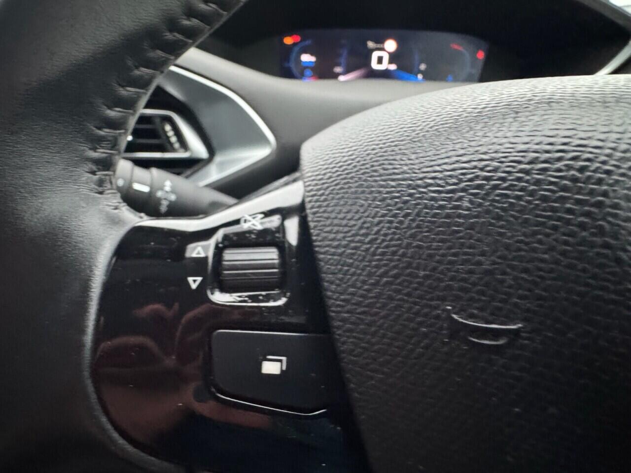 Used Peugeot 308 2021 for sale - 77345108: Photo 49