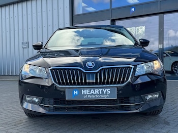 Used Skoda Superb 2019 for sale - 76700896: Photo