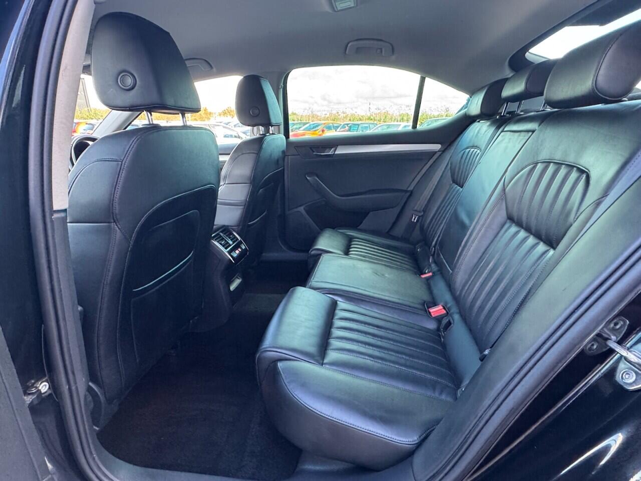 Used Skoda Superb 2019 for sale - 76700896: Photo 30