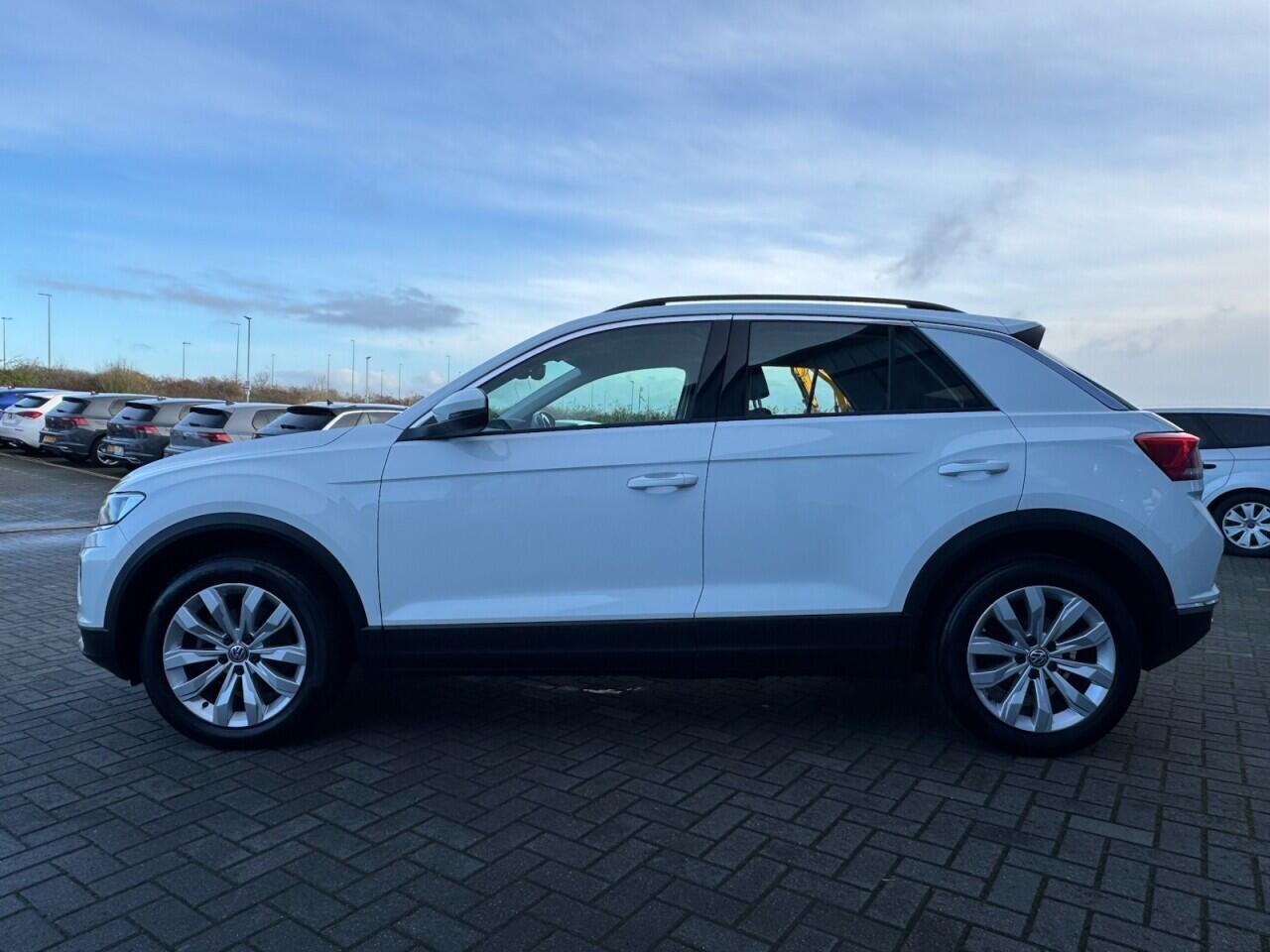 Used Volkswagen T-Roc 2018 for sale - 76702064: Photo 16