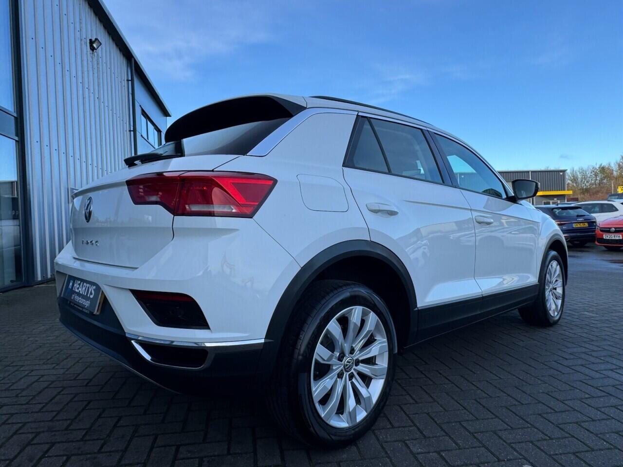 Used Volkswagen T-Roc 2018 for sale - 76702064: Photo 24