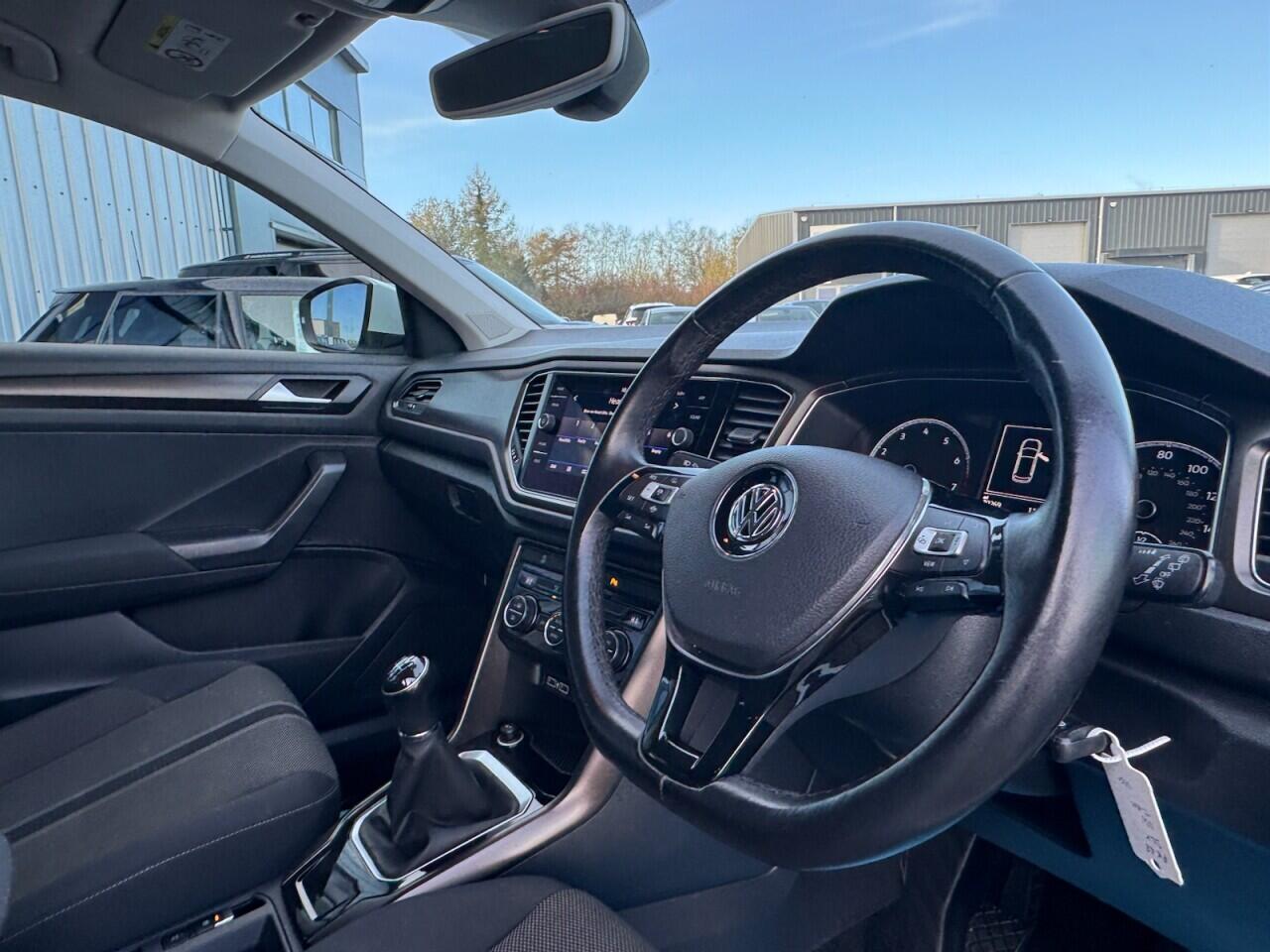 Used Volkswagen T-Roc 2018 for sale - 76702064: Photo 36