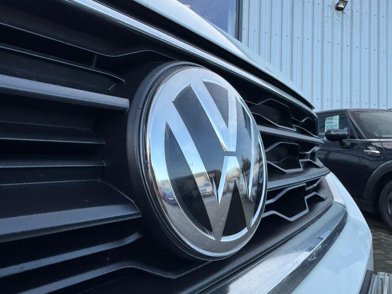 Used Volkswagen T-Roc 2018 for sale - 76702064: Photo 38