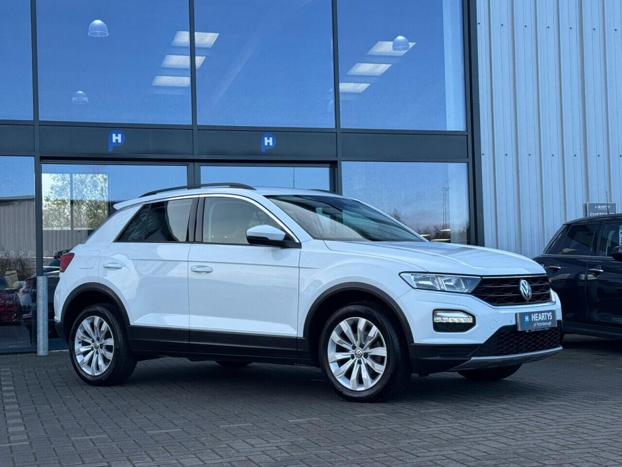 Used Volkswagen T-Roc 2018 for sale - 76702064: Photo 8