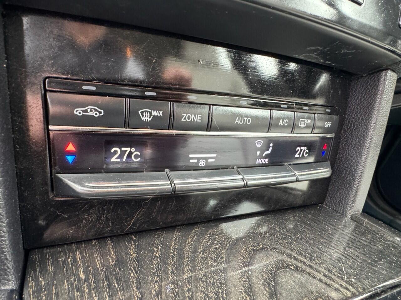 Used Mercedes-Benz E Class 2012 for sale - 78086208: Photo 44