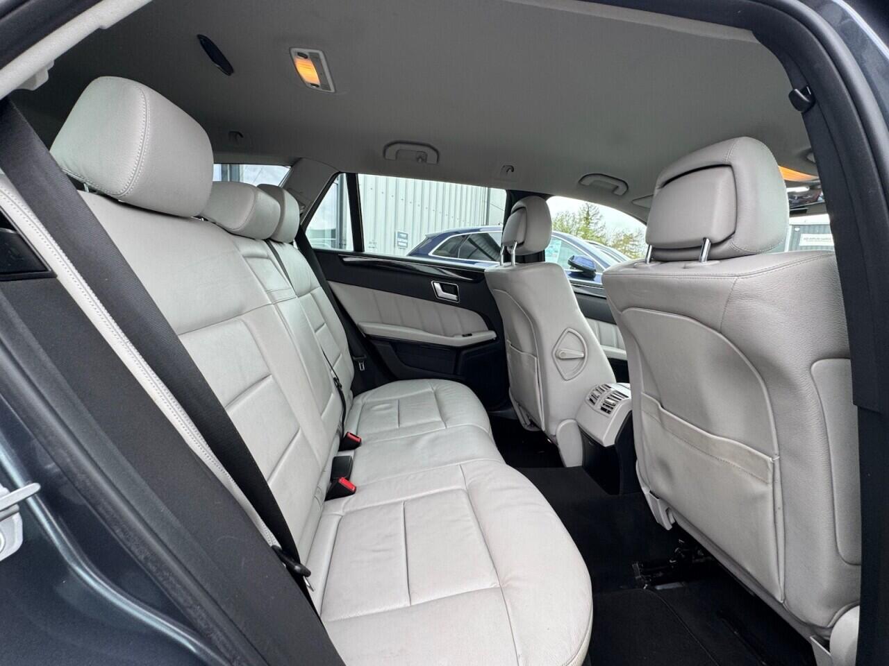 Used Mercedes-Benz E Class 2012 for sale - 78086208: Photo 52