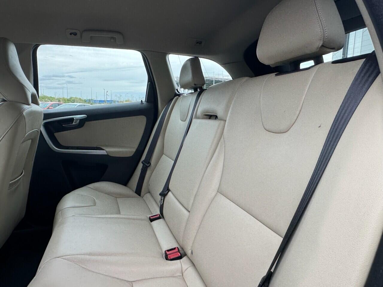 Used Volvo XC60 2017 for sale - 78170219: Photo 18