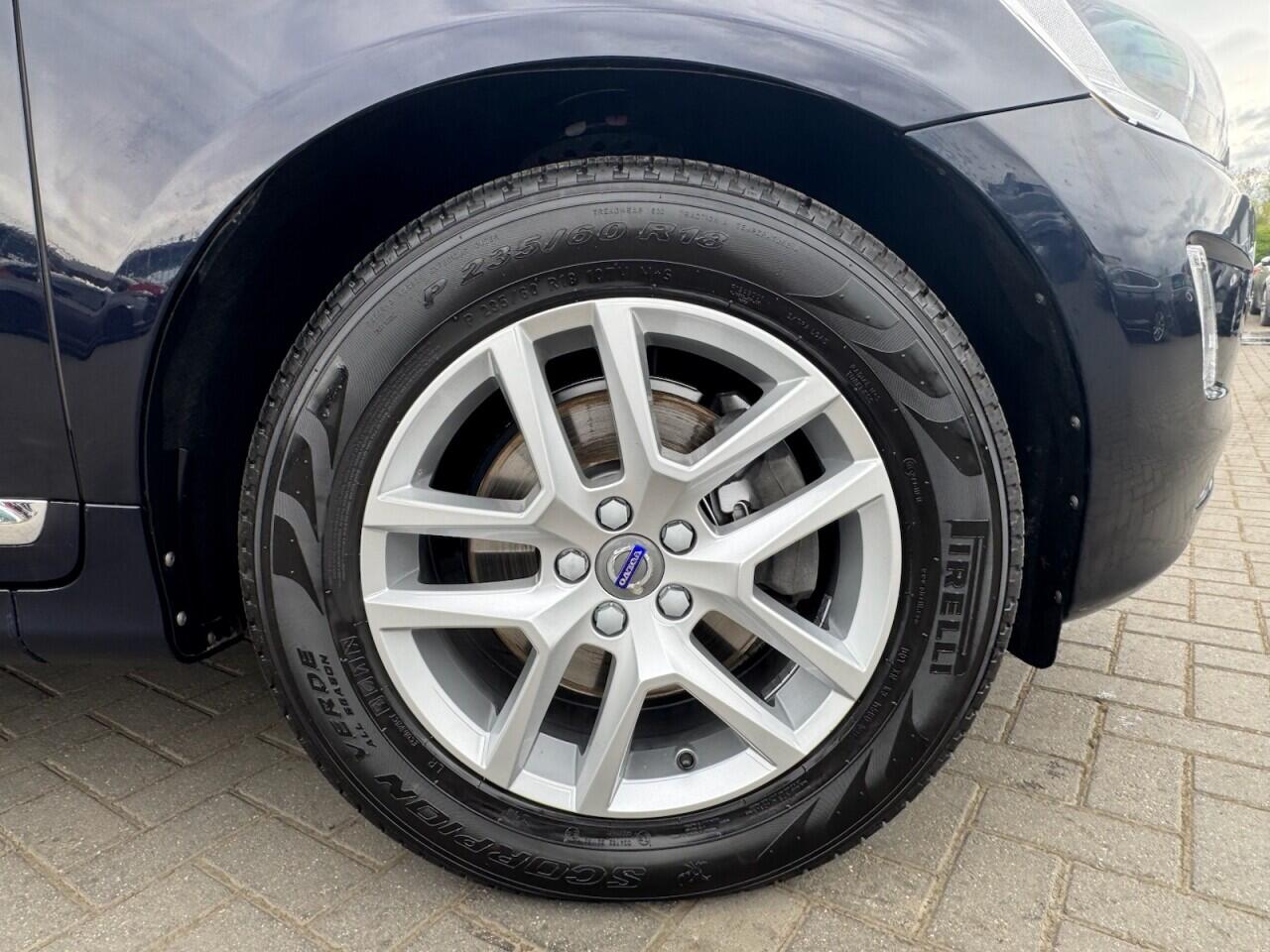 Used Volvo XC60 2017 for sale - 78170219: Photo 46