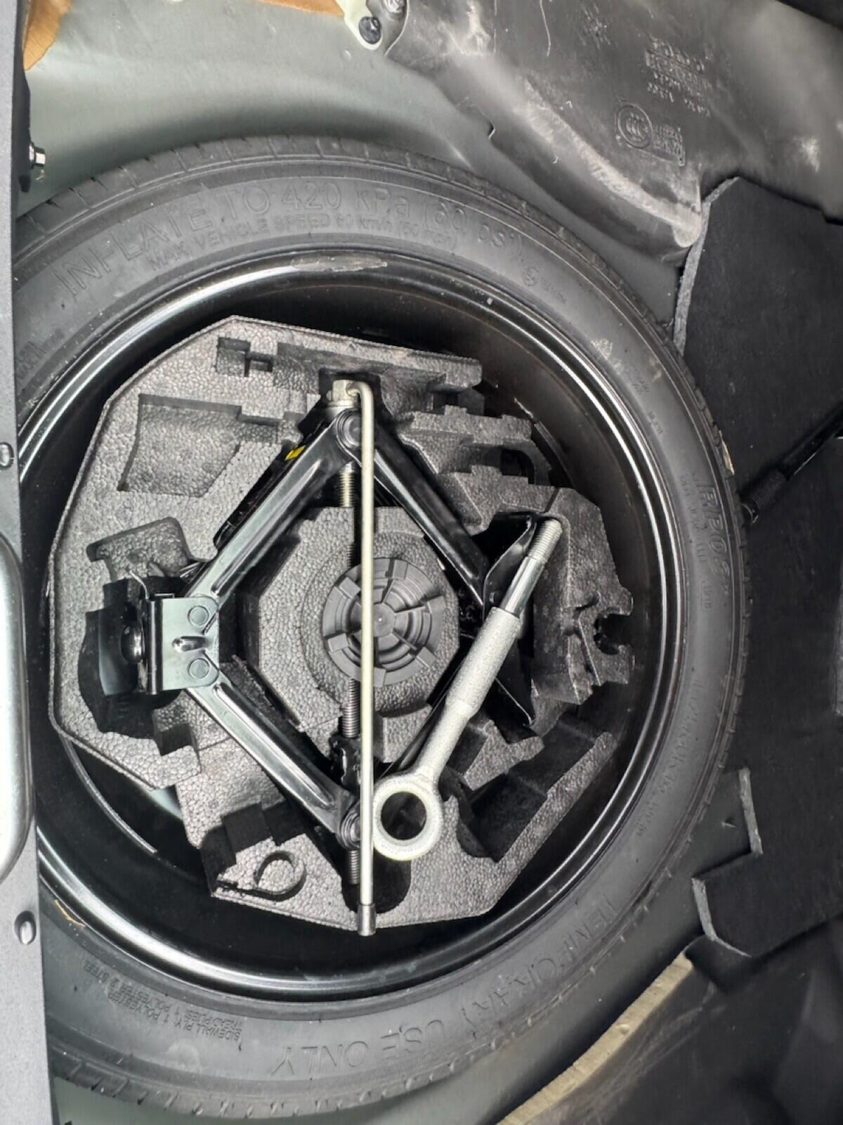 Used Volvo XC60 2017 for sale - 78170219: Photo 47