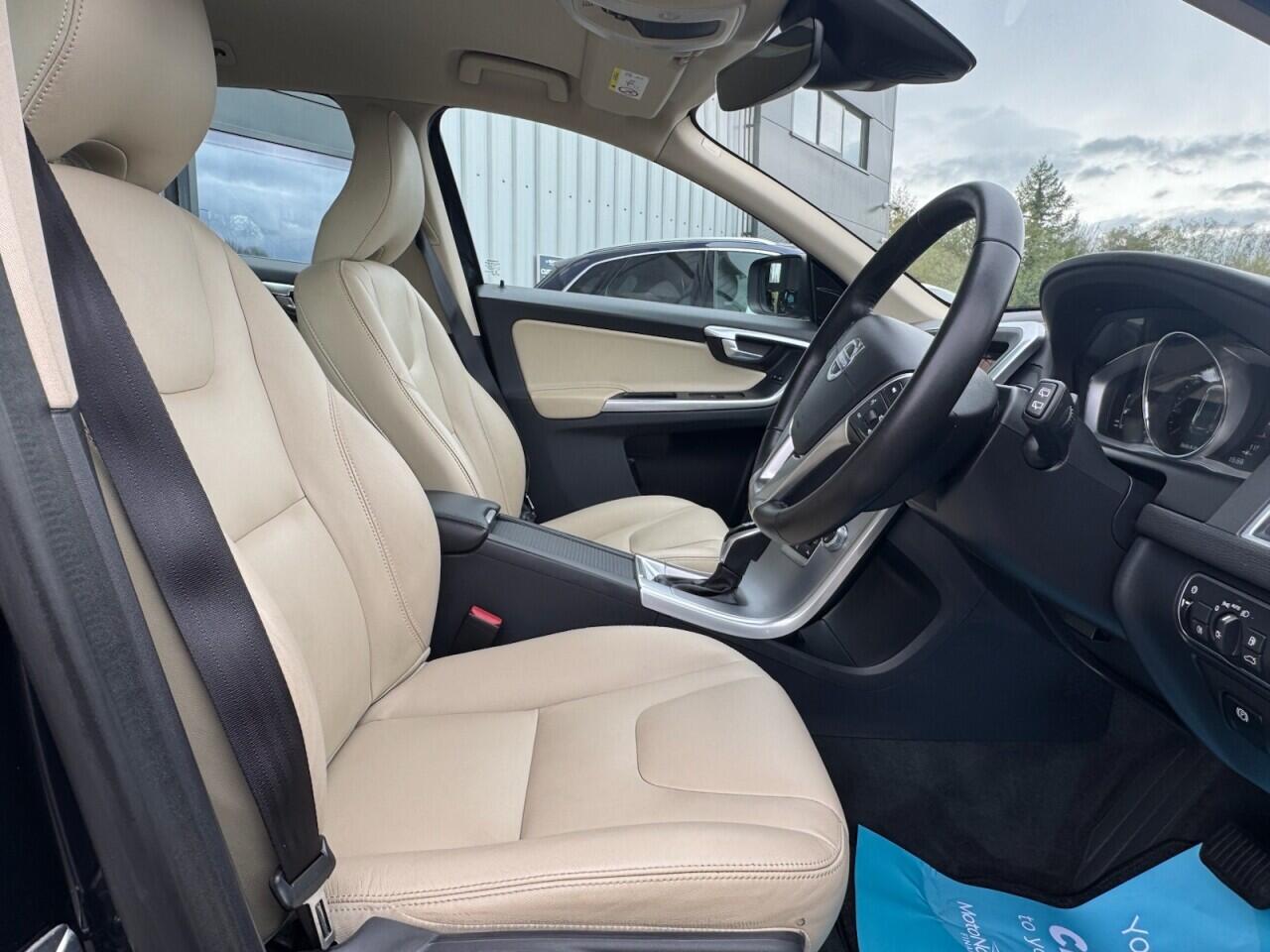 Used Volvo XC60 2017 for sale - 78170219: Photo 5