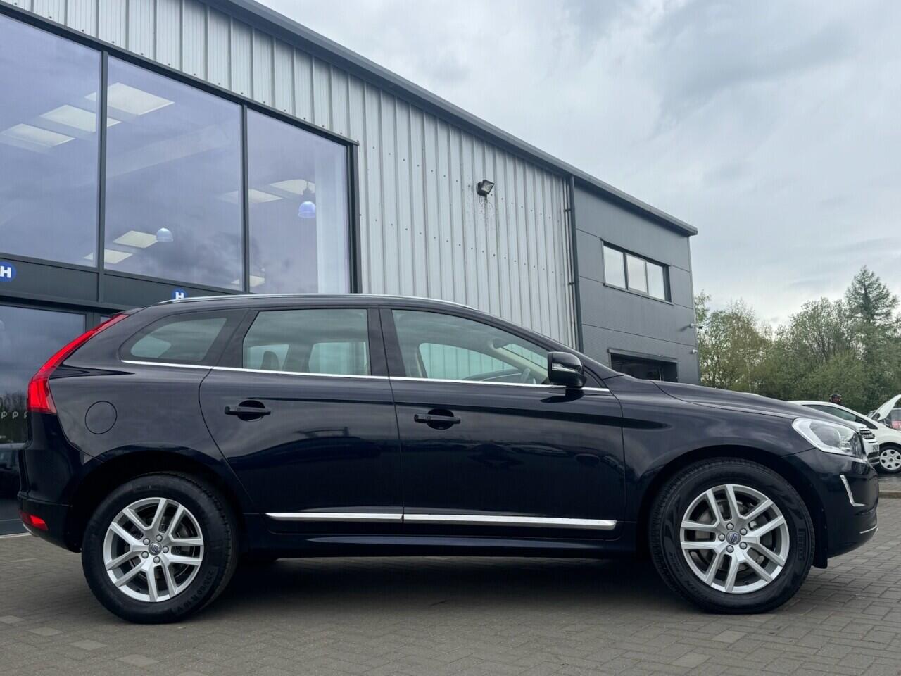 Used Volvo XC60 2017 for sale - 78170219: Photo 6