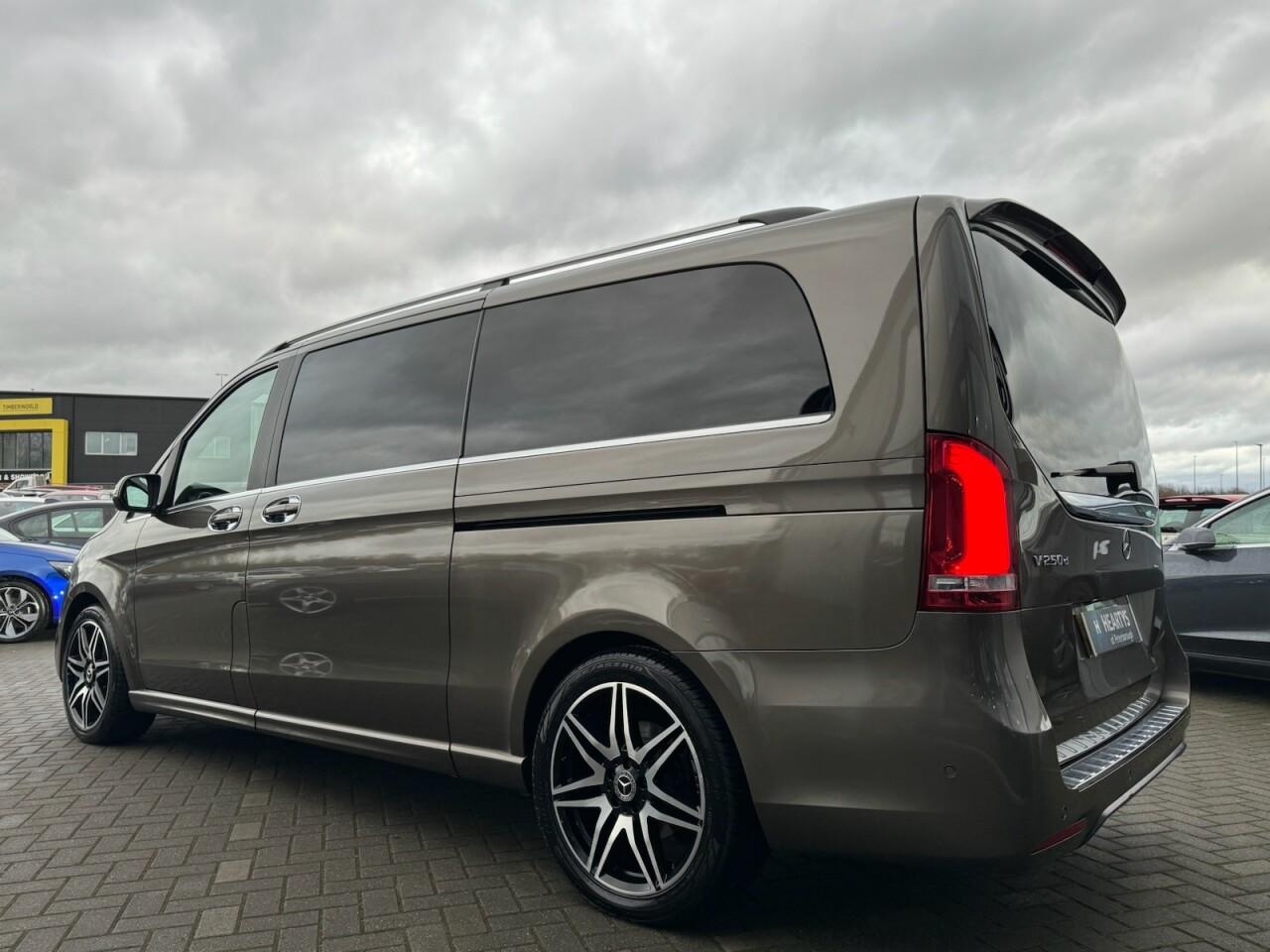 Used Mercedes-Benz V-Class 2018 for sale - 76700616: Photo 19