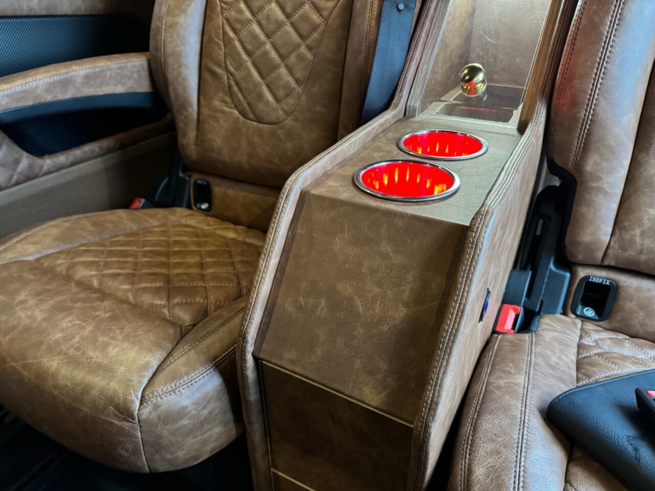 Used Mercedes-Benz V-Class 2018 for sale - 76700616: Photo 36