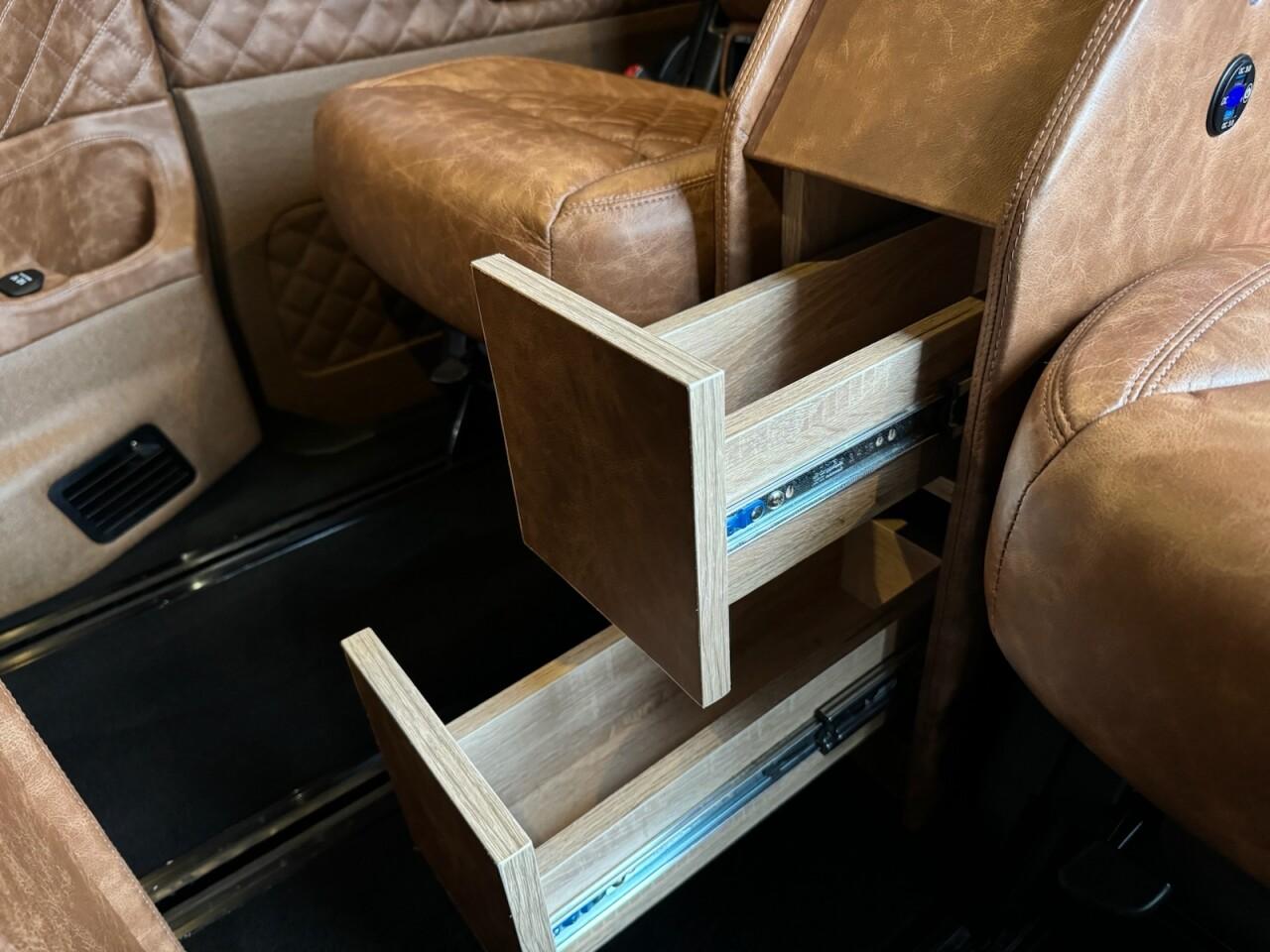 Used Mercedes-Benz V-Class 2018 for sale - 76700616: Photo 44