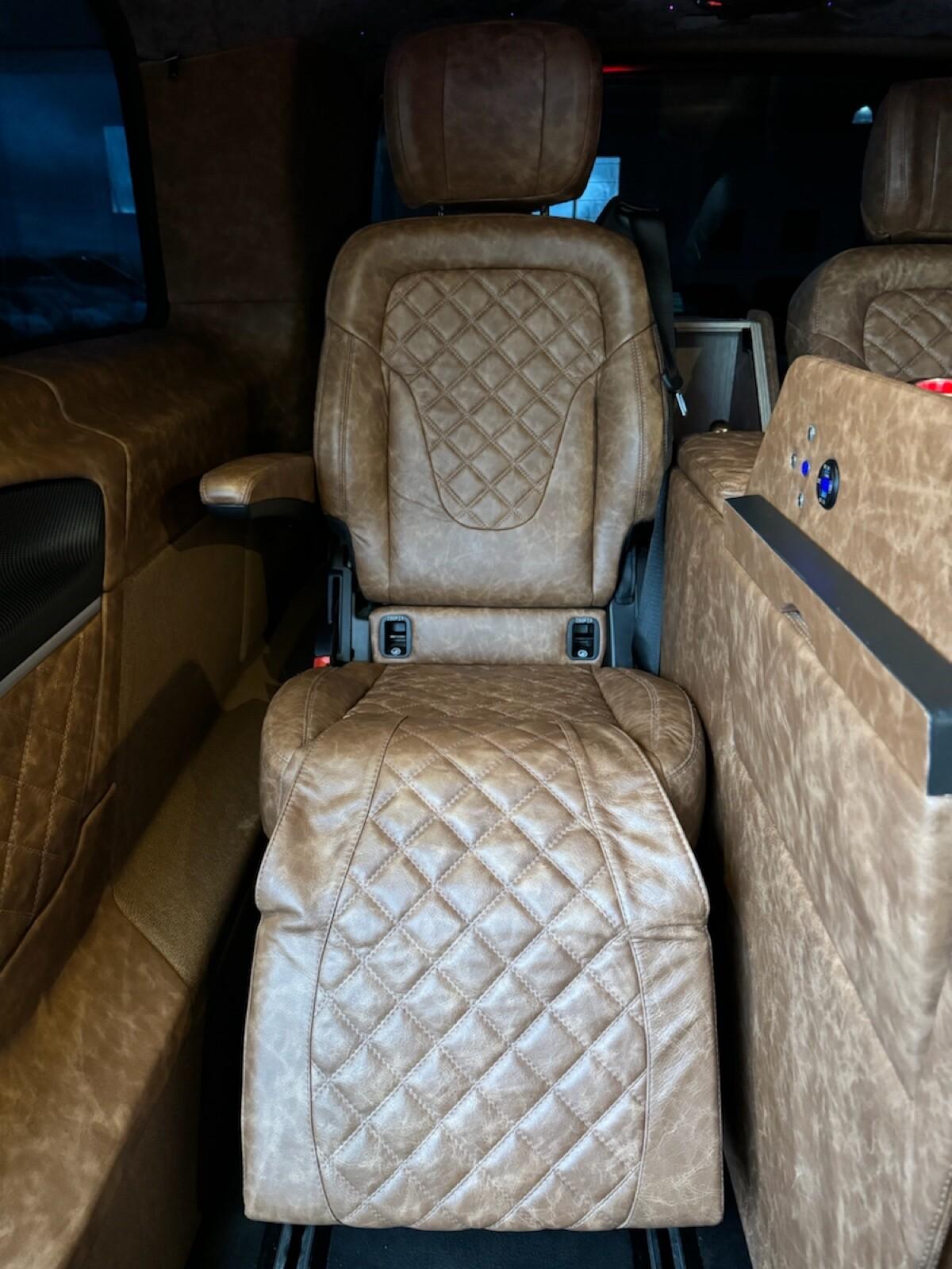 Used Mercedes-Benz V-Class 2018 for sale - 76700616: Photo 46