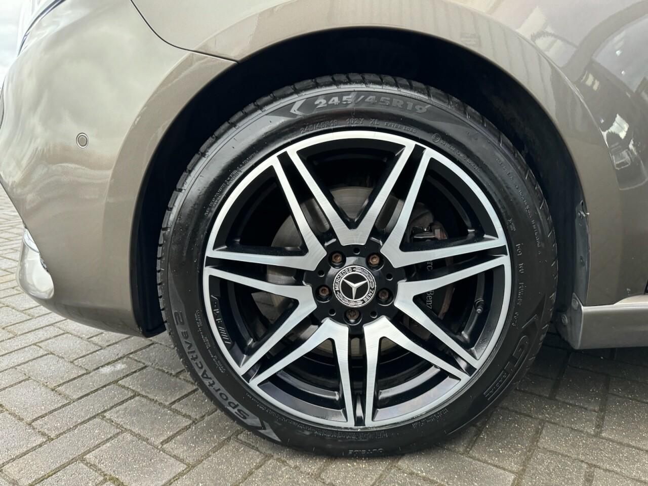 Used Mercedes-Benz V-Class 2018 for sale - 76700616: Photo 49