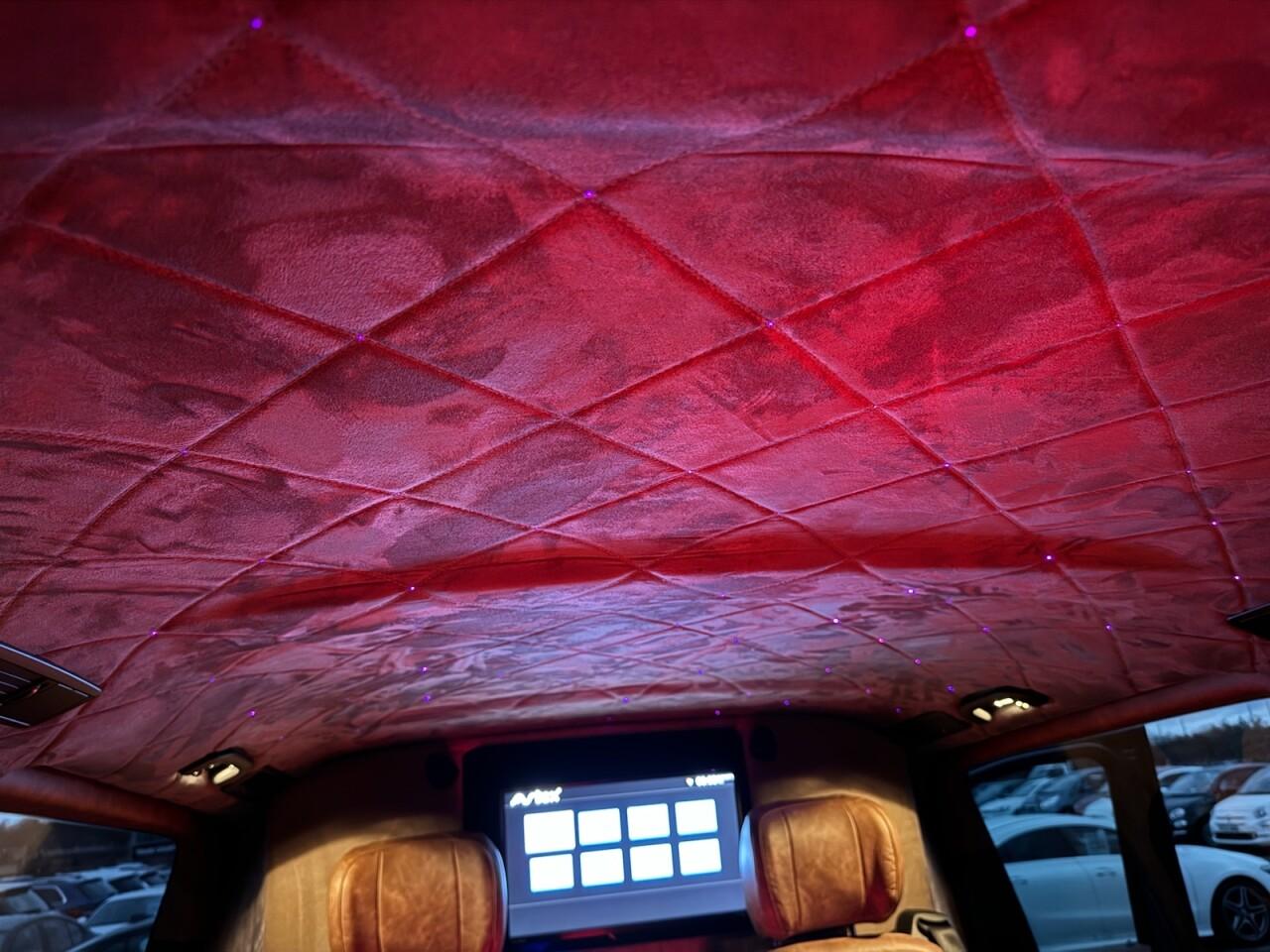 Used Mercedes-Benz V-Class 2018 for sale - 76700616: Photo 62