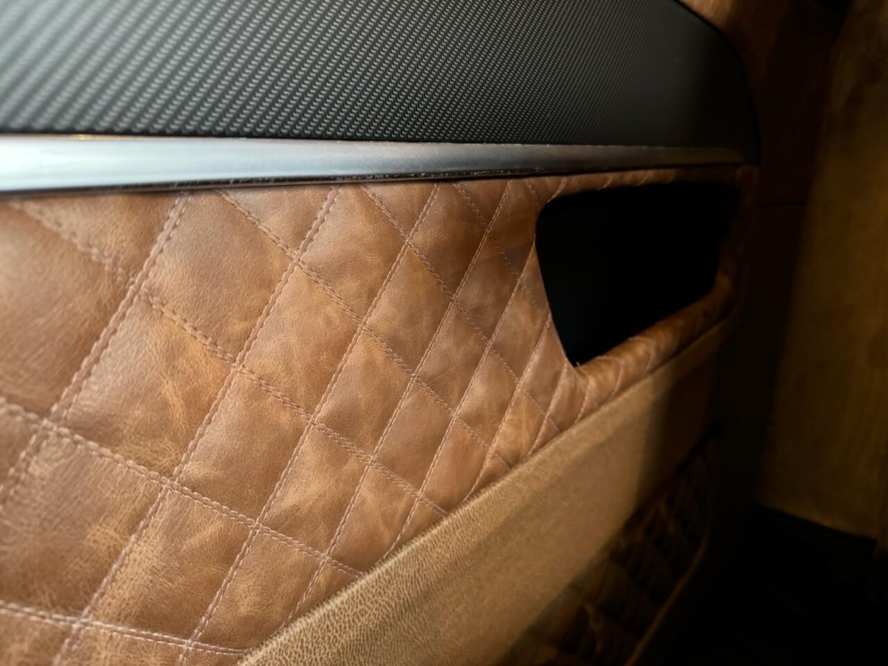 Used Mercedes-Benz V-Class 2018 for sale - 76700616: Photo 65