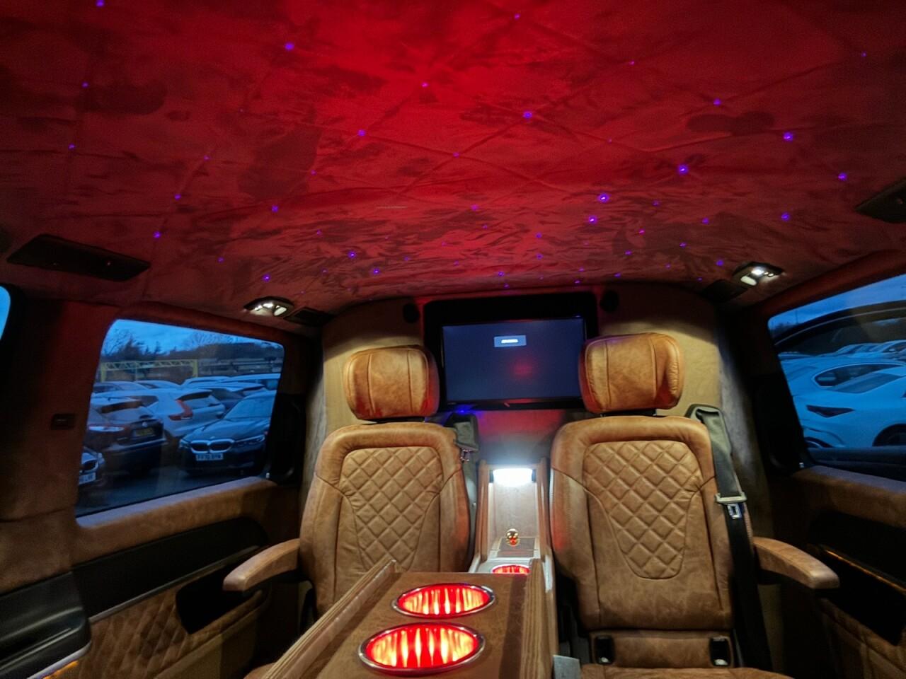 Used Mercedes-Benz V-Class 2018 for sale - 76700616: Photo 72