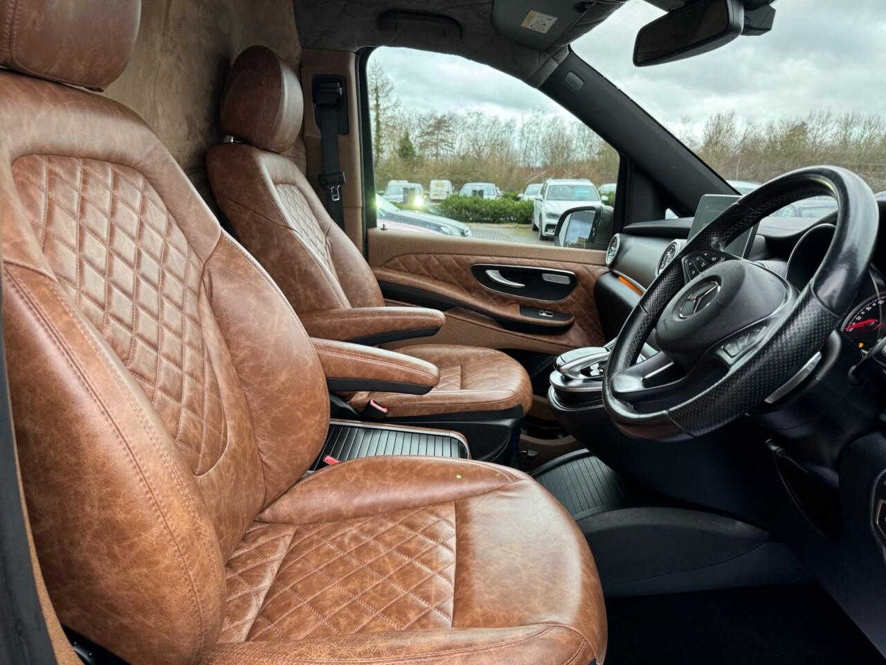 Used Mercedes-Benz V-Class 2018 for sale - 76700616: Photo 74