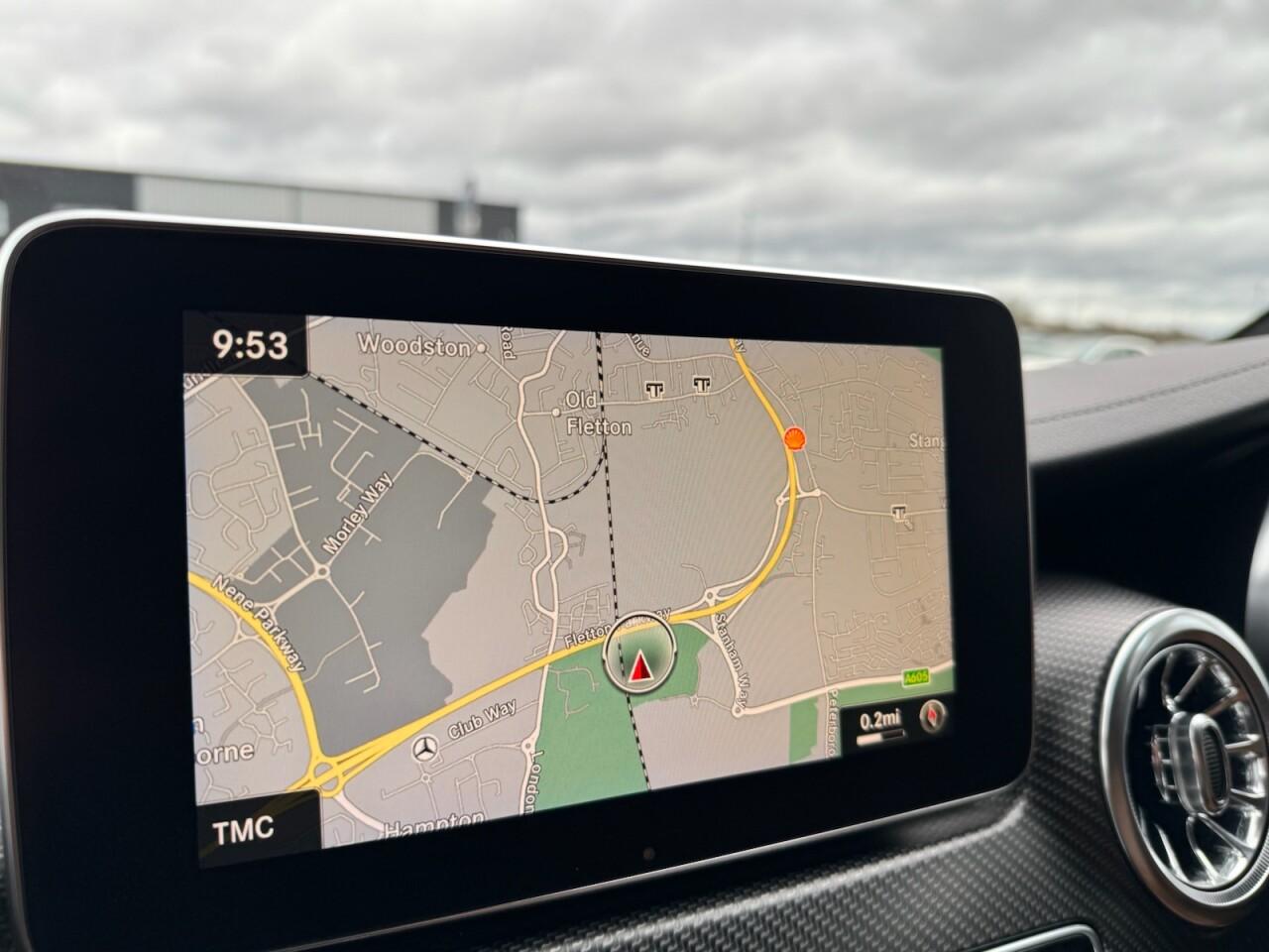 Used Mercedes-Benz V-Class 2018 for sale - 76700616: Photo 85